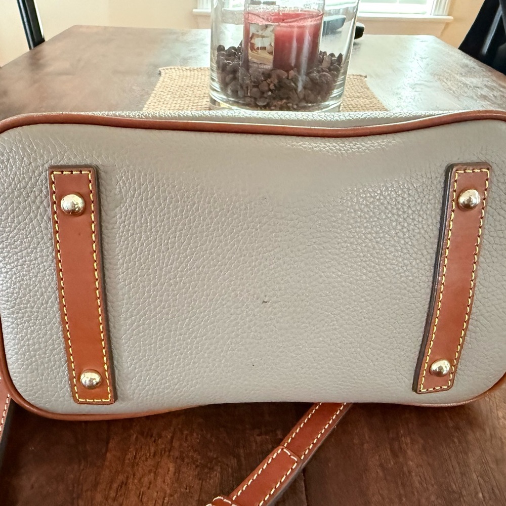 Dooney and Bourke Elegant Gray and Brown tote crossbody Handbag EUC - Picture 10 of 11
